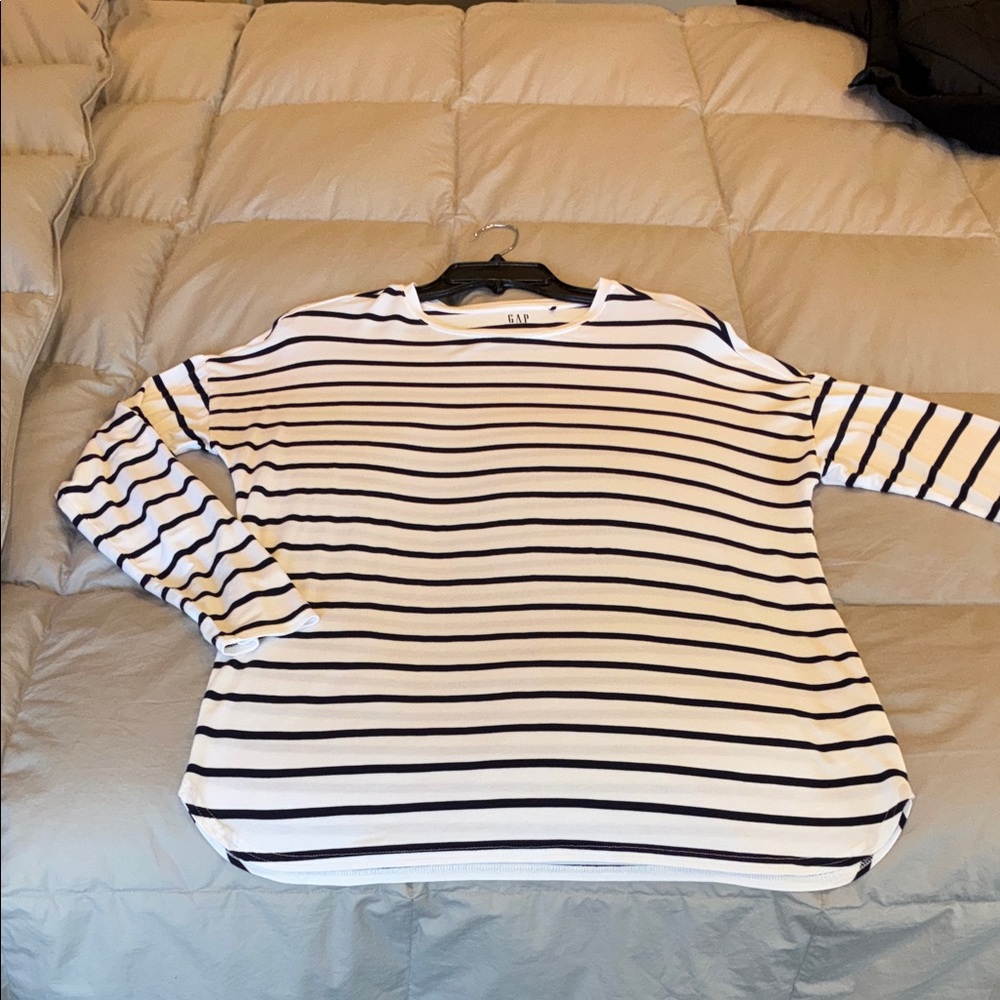 GAP Navy and White Striped Long Sleeve Tee M - Picture 8 of 10